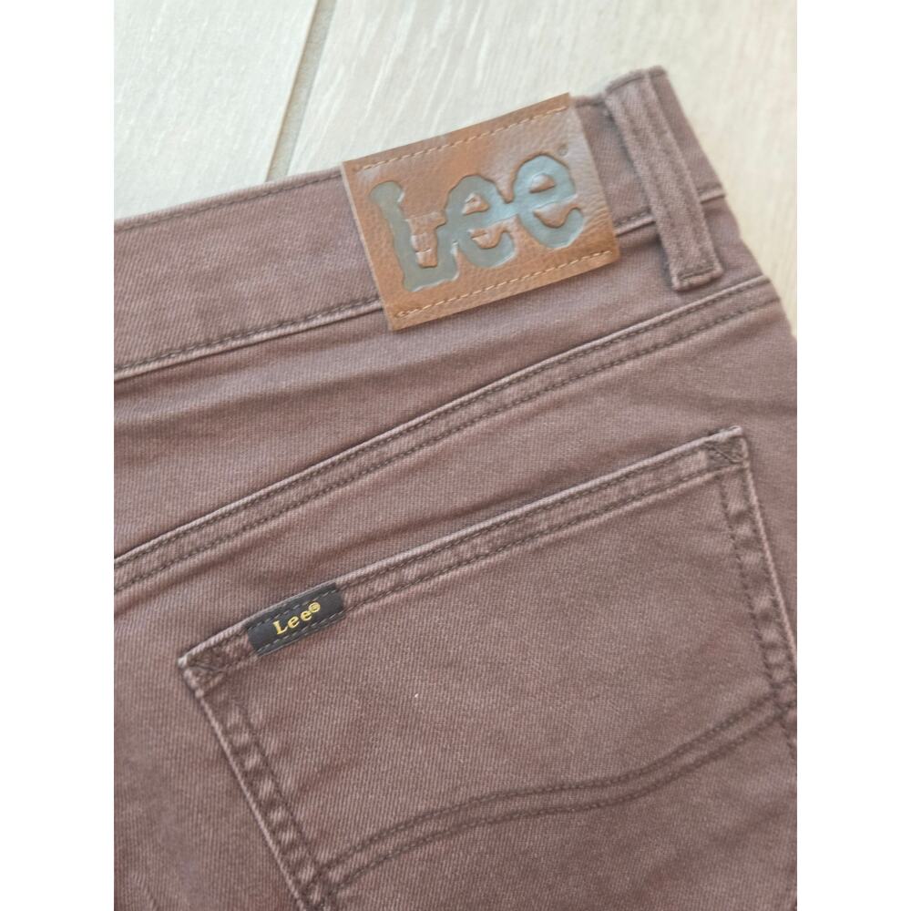 Lee Men's Fashion Heritage Relaxed Fit Jeans Color: Brown Size: 34x30 - Picture 7 of 8
